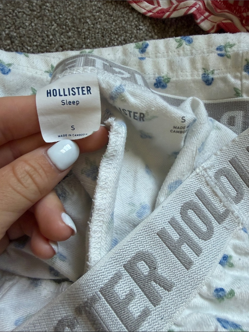 Pajamas bundle - Picture 2 of 4